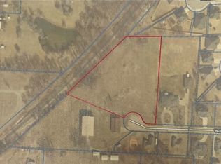 448 Wilson Dr #4, Gentry, AR 72734