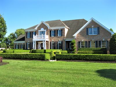 7 Brian Ct, Farmingdale, NJ, 07727