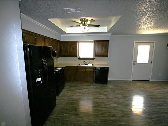 5th image of 10712 Sunny Ln