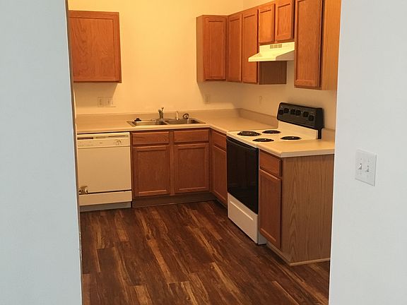 4th image of 106 National Dr APT 207