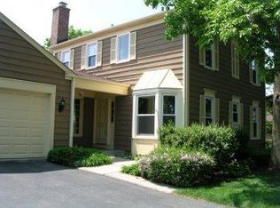 5 The Court Of Tyronwood, Northbrook, IL