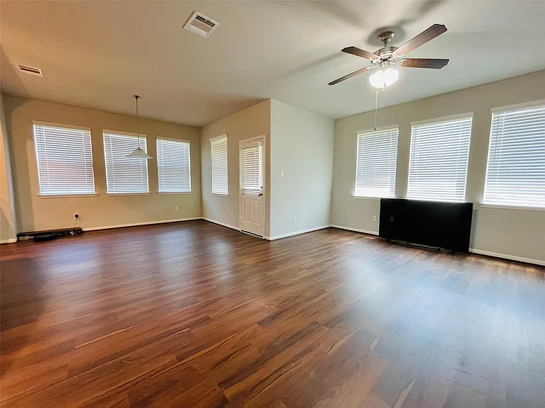 3119 Presley Jane Ct — Photo 10