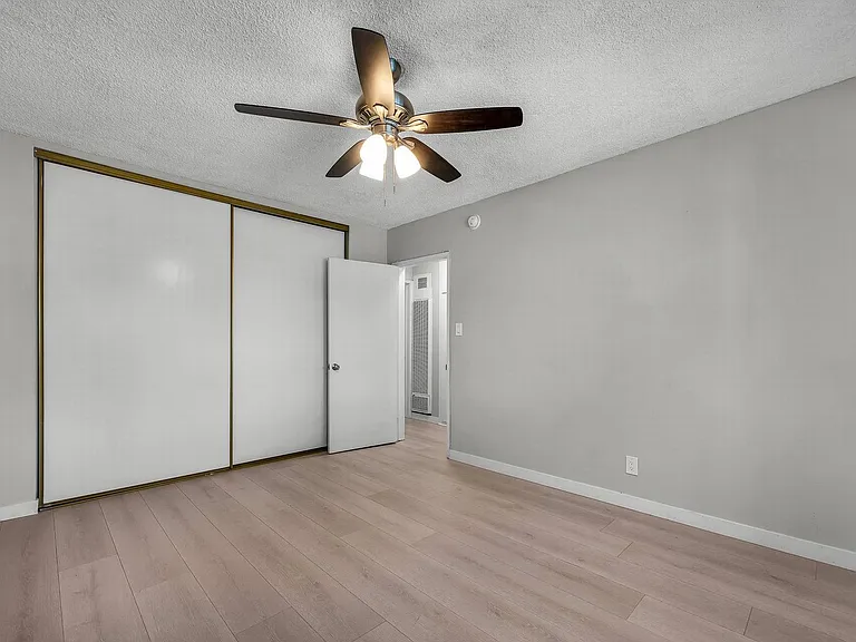 4926 August St #6 — Photo 8