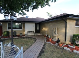 5218 State Rd, Burbank, IL 60459