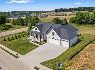 203 Orange Bowl Dr, Cape Girardeau, MO 63701