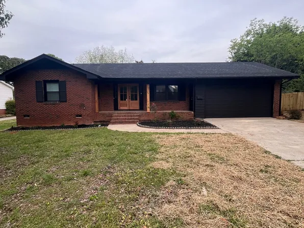 4012 Belshire Ln, Charlotte, NC 28205