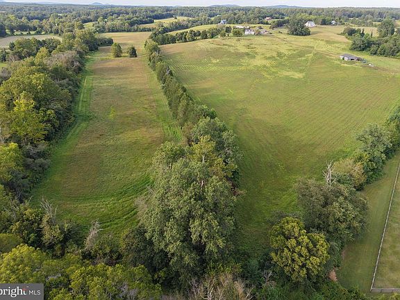 2nd image of Oak Shade Rd