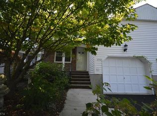 152 Saddleback Ct, Sparta, NJ 07871