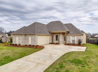 102 Leah Cv, Canton, MS
