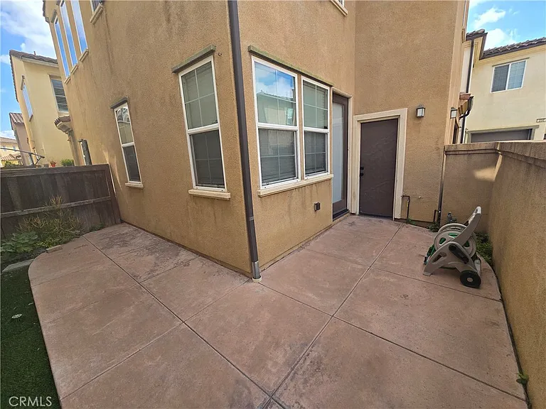 230 W Sparkleberry Ave — Photo 23