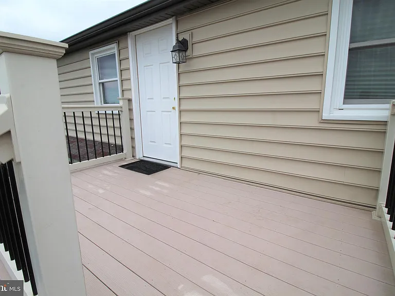160 N Ronks Rd #B — Photo 1
