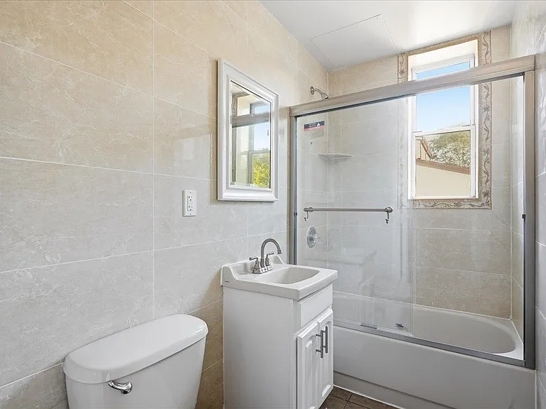 3-5 Potter Pl #2B — Photo 12