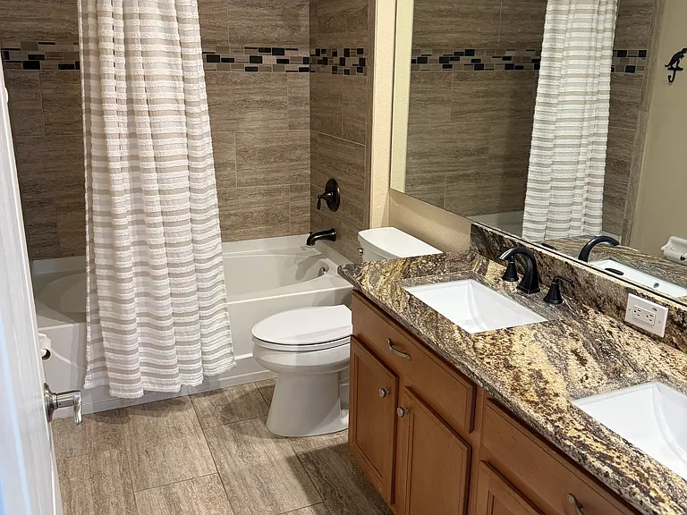 1549 Sweetspire Dr — Photo 15