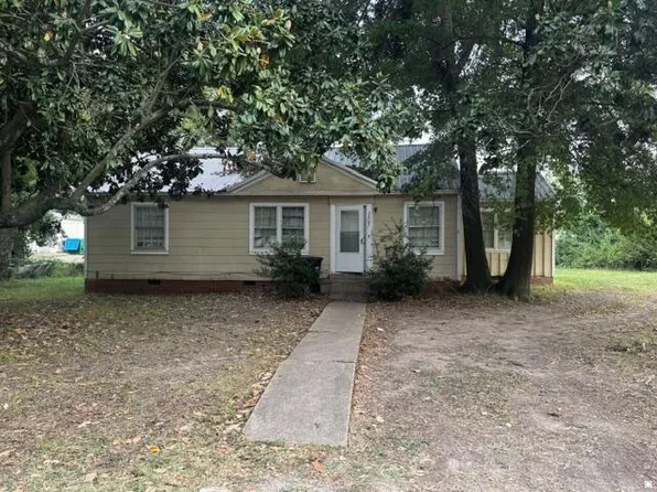 2207 Short St, Greenville, MS 38703