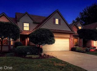 2511 Kerria Dr, Howell, MI 48855