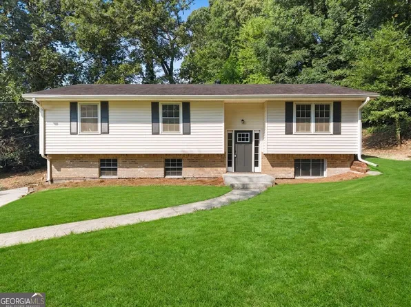 2107 Windsor Dr, Snellville, GA 30078