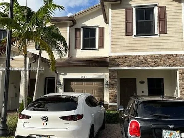 5943 Mustang Mnr, Davie, FL 33314