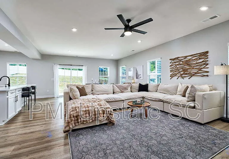 997 Jade Way — Photo 9