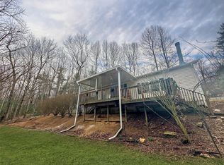 51 Rising Mist Ln, Zirconia, NC 28790