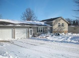 322 N Main St, Gilman, IA 50106