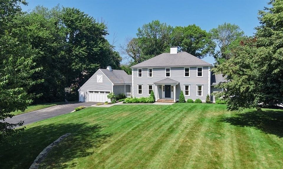 1st image of 35 Satuit Meadow Ln
