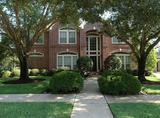 4906 Glen Hollow St, Sugar Land, TX 77479