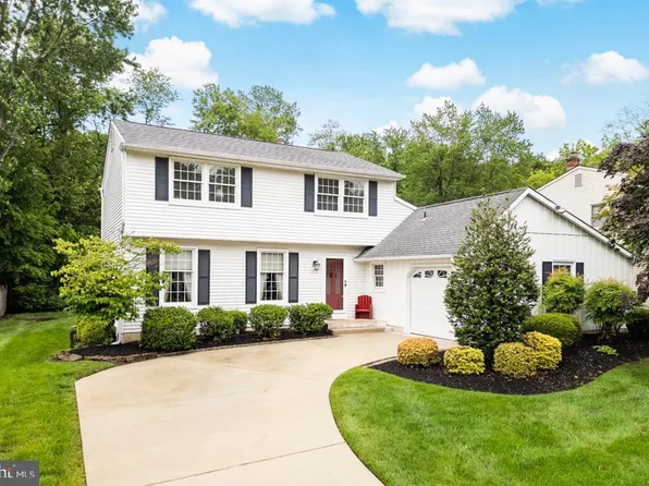 172 Dorado Ave, Sewell, NJ 08080