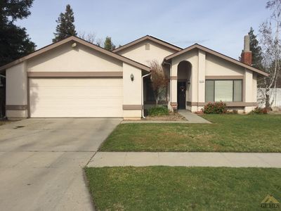 4140 W Capitola Ave, Fresno, CA, 93722