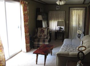 4 Park Ave, Middle Grove, NY 12850