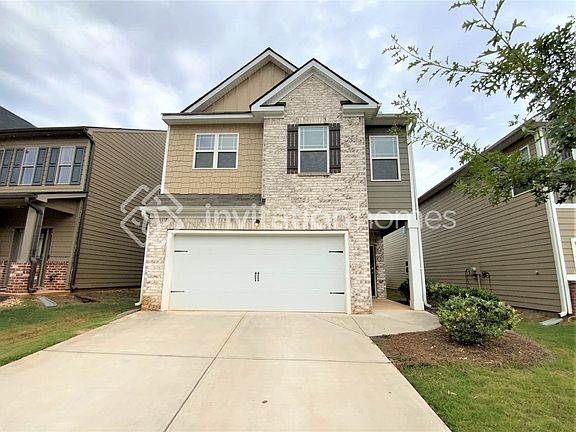 2nd image of 218 Emporia Loop