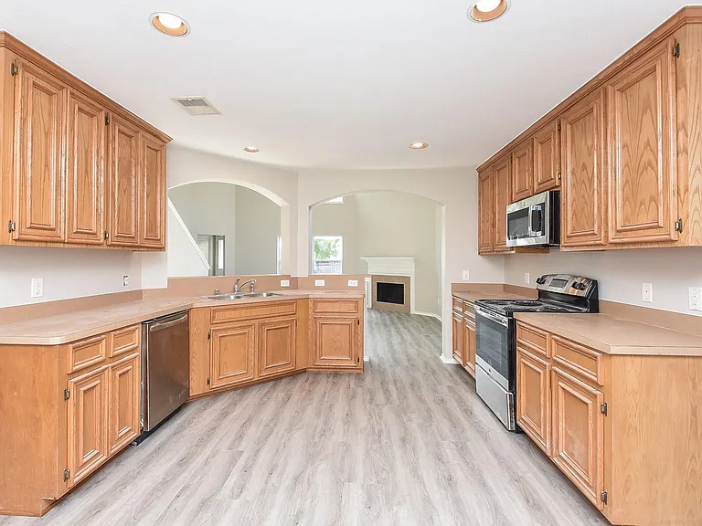 3935 Carters Lake Dr — Photo 6