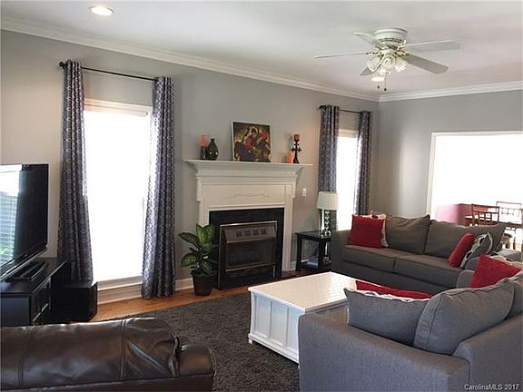 3rd image of 2162 Quiet Creek Pl