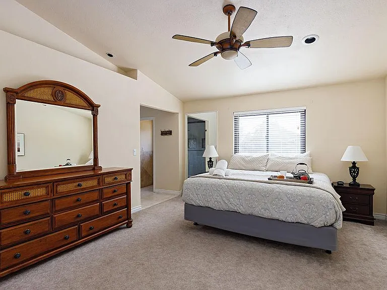 6073 E Beck Ln — Photo 16