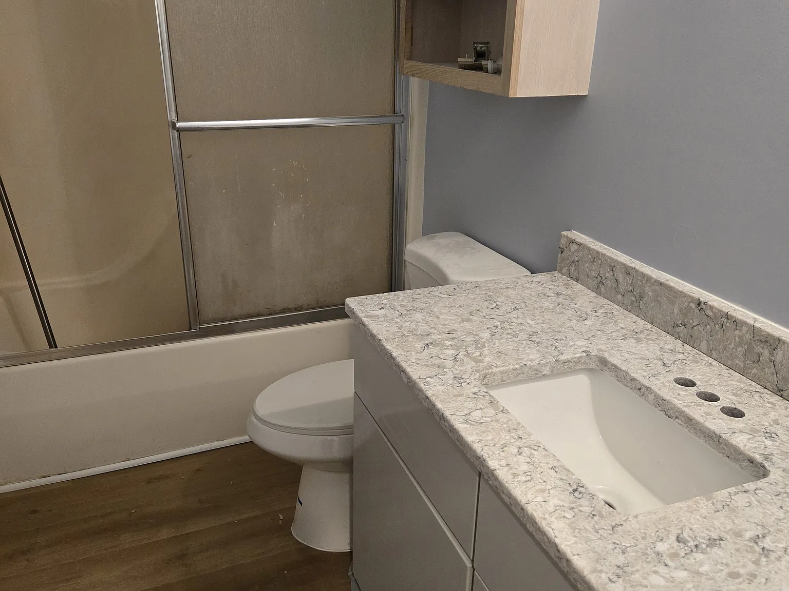 2 bed, 900 sqft, $1,400 — Photo 2