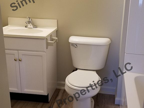 Full Bath _ View 1