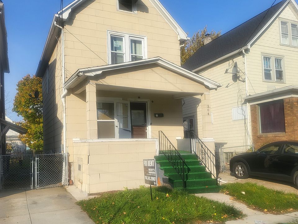 1st image of 204 Floss Ave