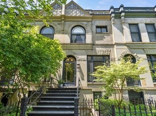 1712 N Crilly Ct, Chicago, IL 60614