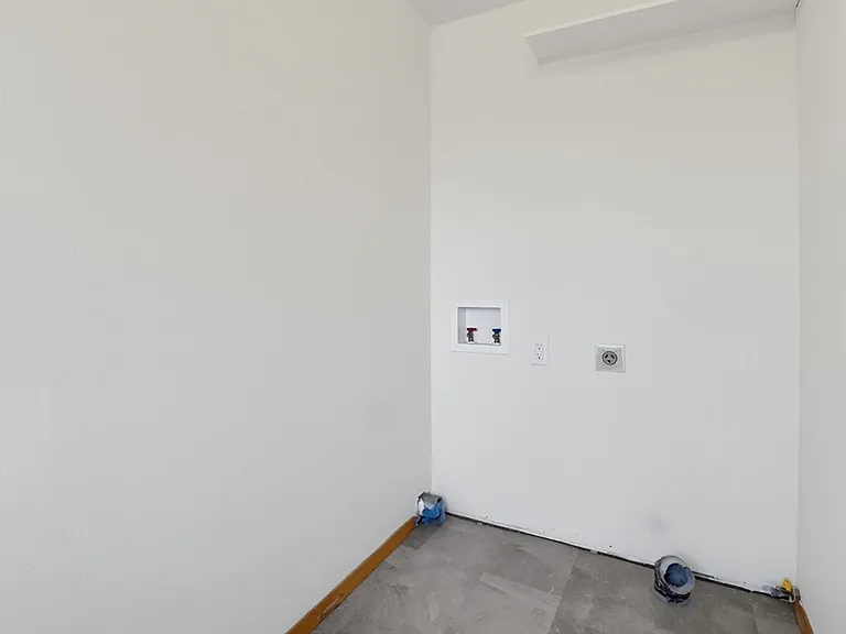 7134 Hybeth Dr — Photo 14