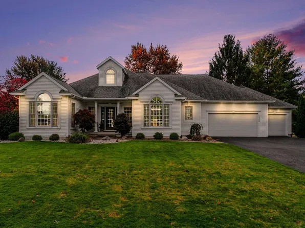 5842 Julie St, Hudsonville, MI 49426