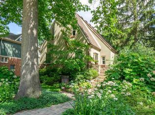 25 Sylvan Ave, Pleasant Ridge, MI 48069