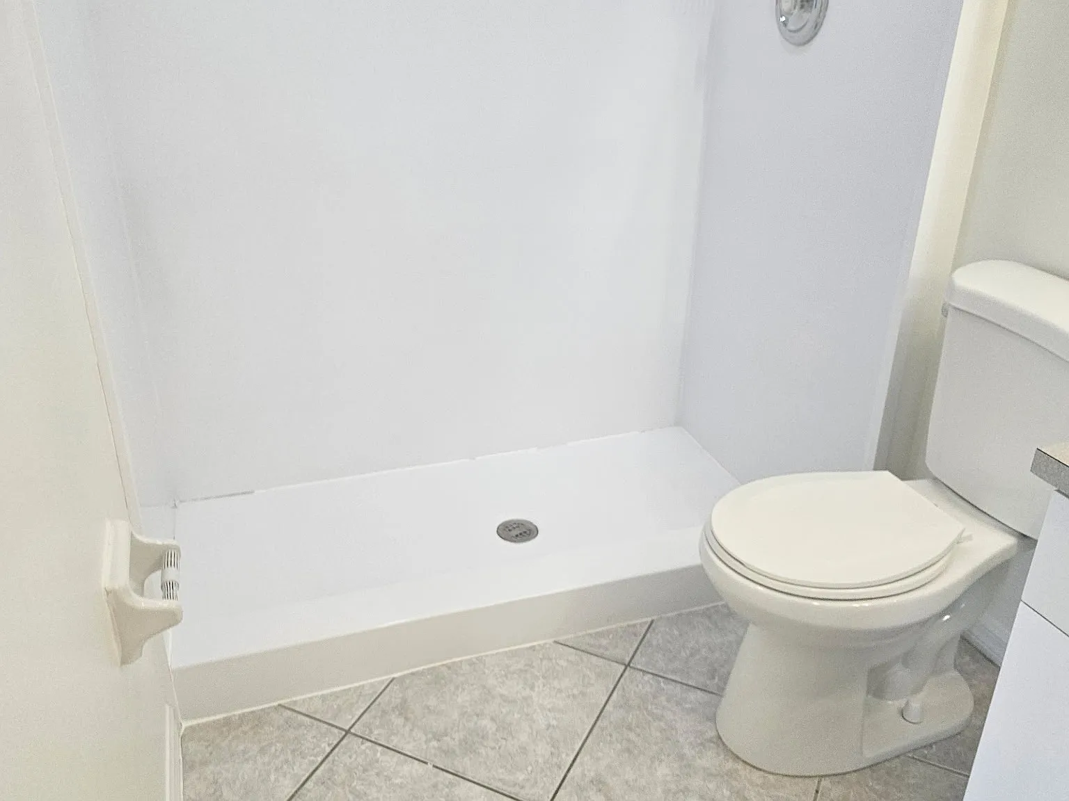3 bed, 1200 sqft, $1,850 — Photo 4
