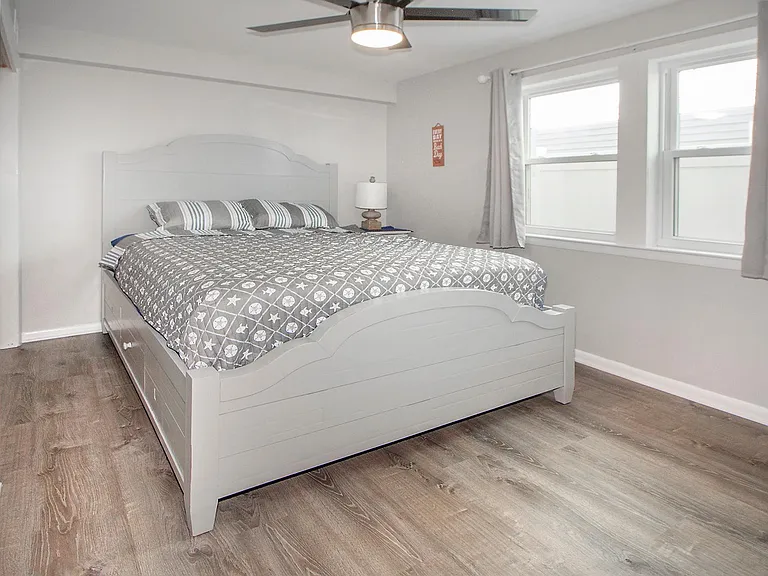 1101 E Brigantine Ave #4 — Photo 14