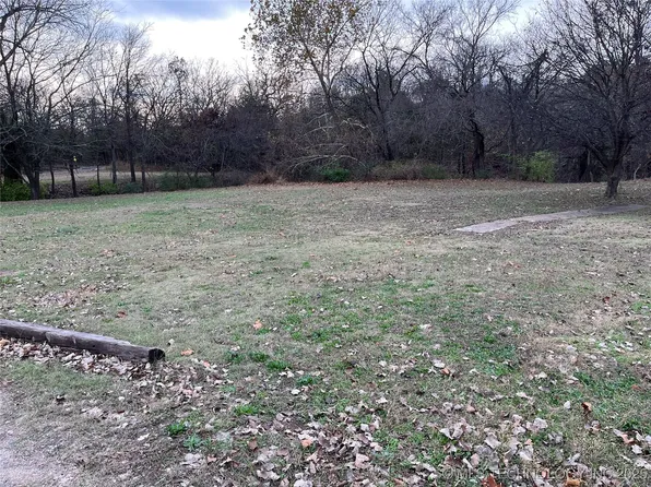 1319 Wolfe Ln, Ada, OK 74820