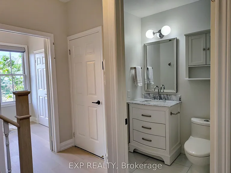 601 Adelaide St W — Photo 24