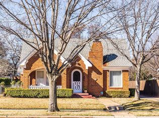 1809 N Riverside Dr, Fort Worth, TX 76111