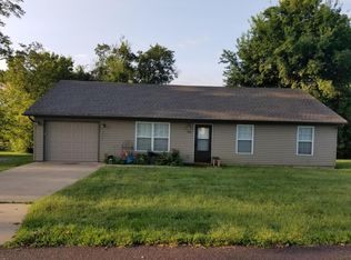 104 Burnam Ave, Ashland, MO 65010