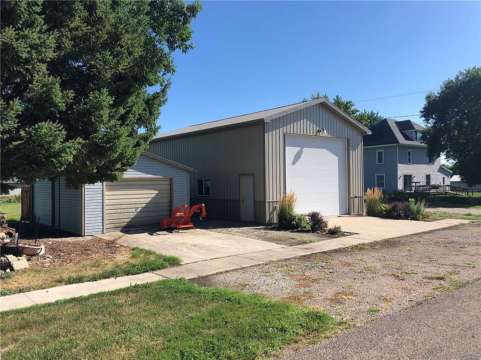 2nd image of 309 2nd Ave