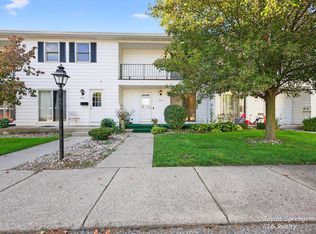 7523 Boulder Bluff Dr #82, Jenison, MI 49428