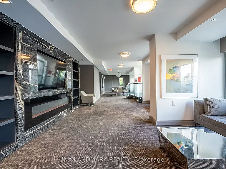 525 Adelaide St W #LPH31 — Photo 9