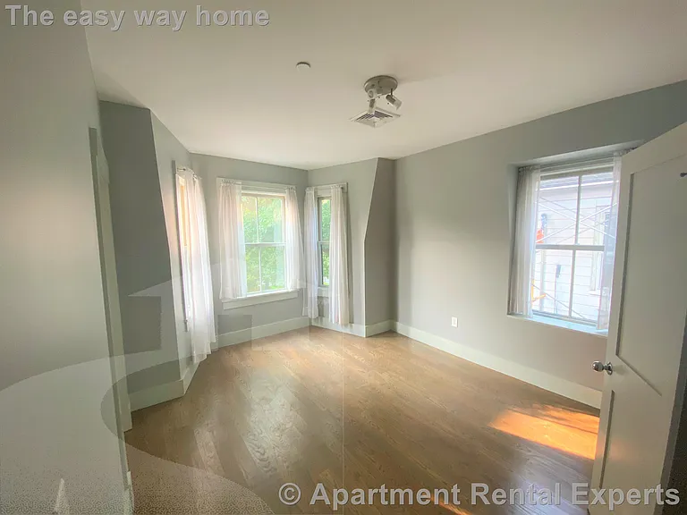 11 Boardman St #2 — Photo 10